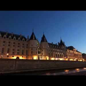 Meet your Posher, Madi